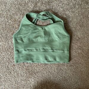 Alphalete sports bra